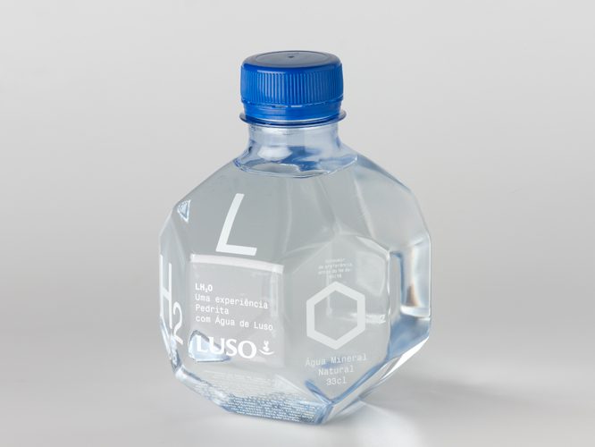 packaging-botella-de-agua-01 Reinterpretación de una botella de agua