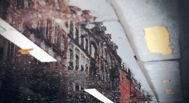 Cinemagraph realizado por Julien Douvier, reflejos de lluvia.